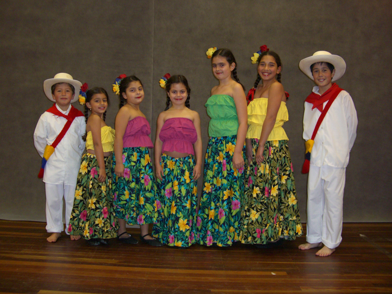 Cumbia & Mapale dance (7 children)