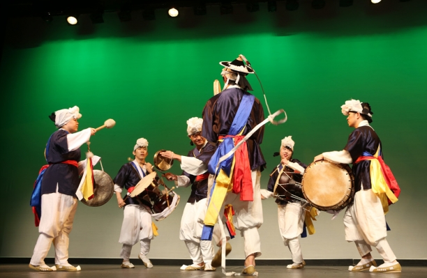 Hanmadang Korean Traditional Performers